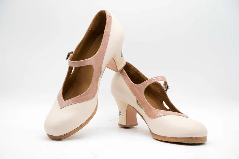 1triana.n 37.pielbeigeclaroconcharolrosado.taconsemicarreteflorbarnizado 5