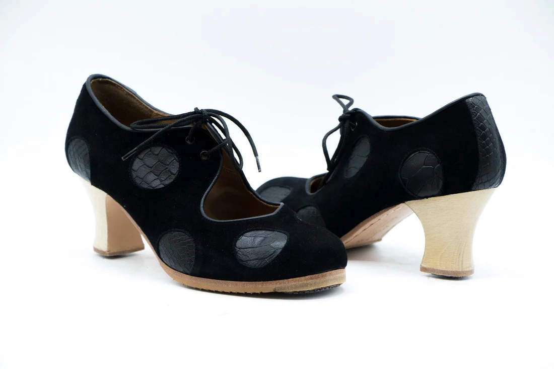 2barcelona.n 38 5antenegroycoconegro.taconsemicarretebarnizado 4