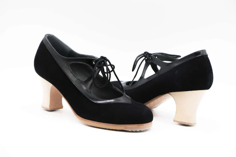 2fotor 2023 4 25 19 24 22