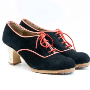 Malaga.n 37.antenegroyribeterojotaconsemicarreteflorbarnizado.