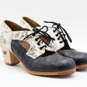 Tronio.n 37.coconegroypielespecial.taconcubanoconflorbarnizado