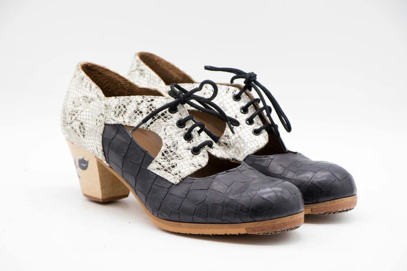 Tronio.n 37.coconegroypielespecial.taconcubanoconflorbarnizado